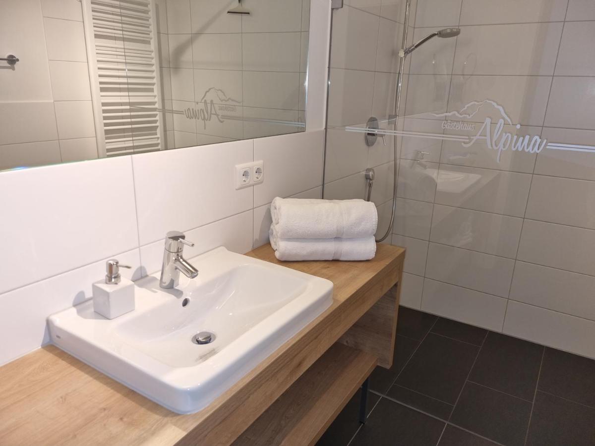Gaestehaus Alpina Riezlern Chambre photo